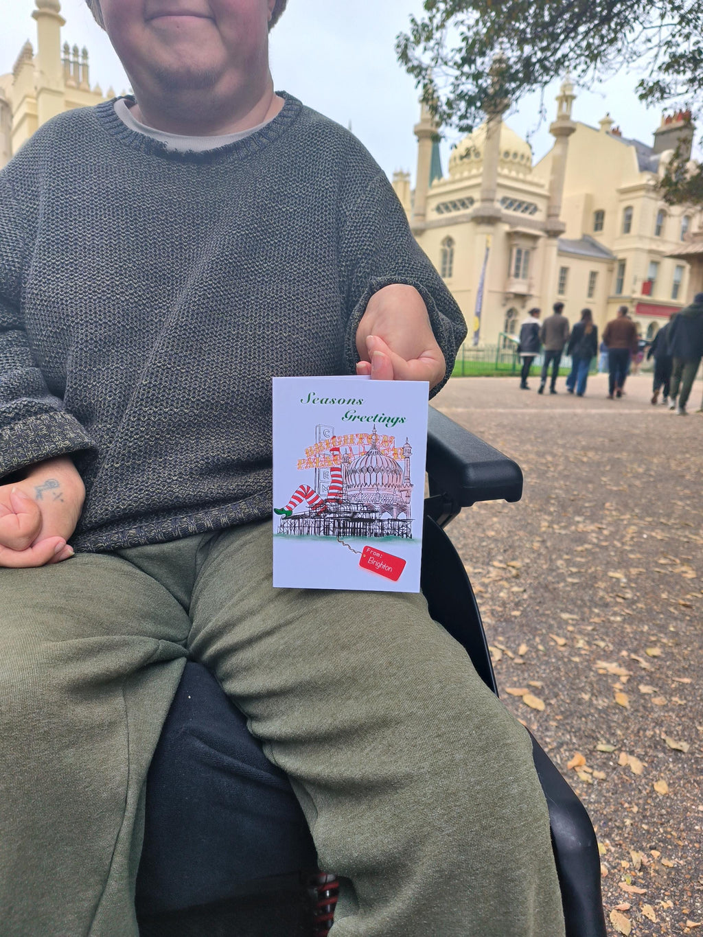 Brighton Christmas Card – Festive “Seasons Greetings”